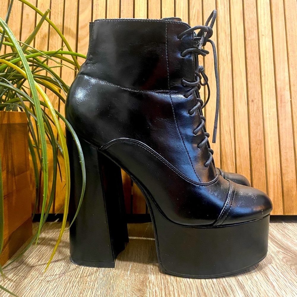 Dolls Kill x Pazzle platform chunk heels